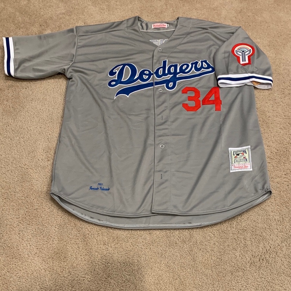Fernando Valenzuela Los Angeles Dodgers Jersey Mens XL NWT 1981 Road Gray